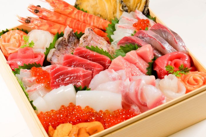 〈福岡魚政〉海鲜玉手箱子传单店交付事情前接受订购的通知 
  
  
  